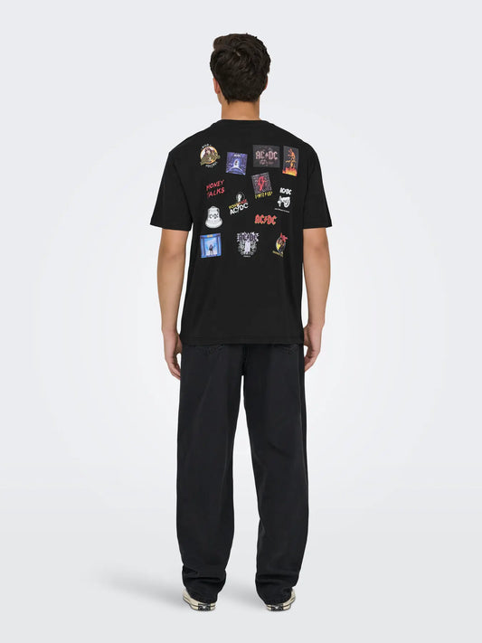 Camiseta negra AC/DC oversized estampada en la espalda